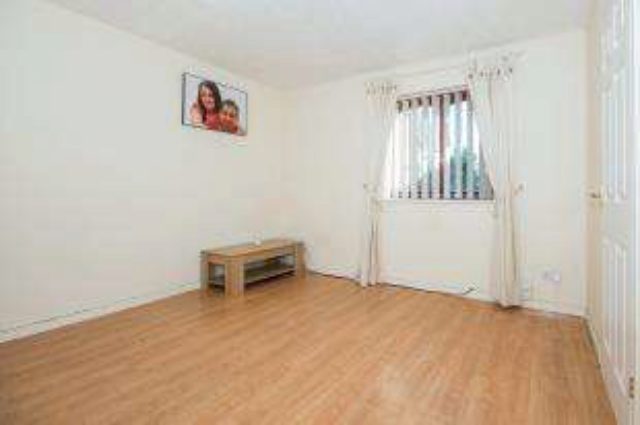  Image of 1 bedroom Flat for sale in Stagshaw Drive Peterborough PE2 at Peterborough Cambridgeshire Old Fletton, PE2 8NG